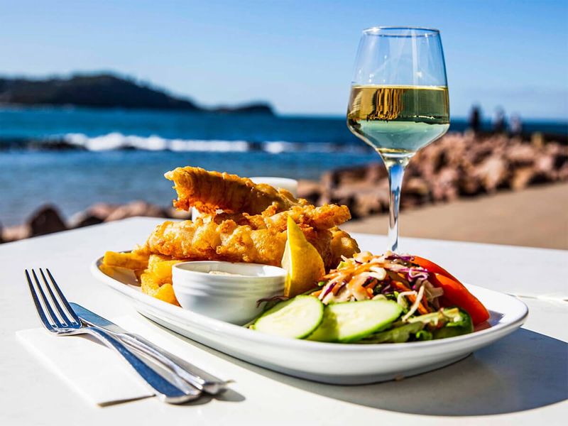 Sydney Private Tour - Lunch on the beach anyone?