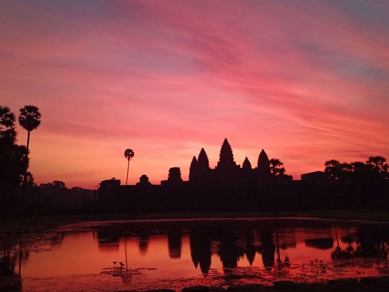 Siem Reap Private Tour - Sunrise View at Angkor Wat