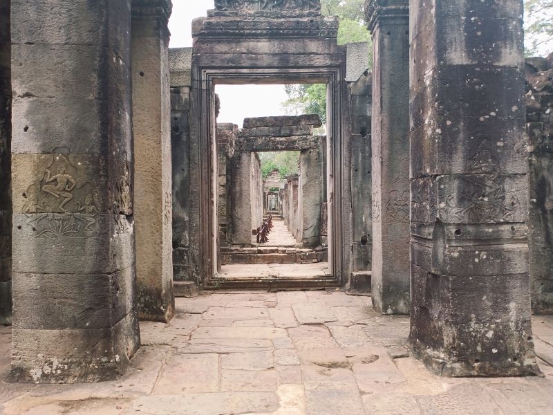 Siem Reap Private Tour - Bayon Temple, The Mahayana Buddhist Temple in Angkor Thom City