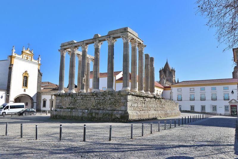 Evora Private Tour - null