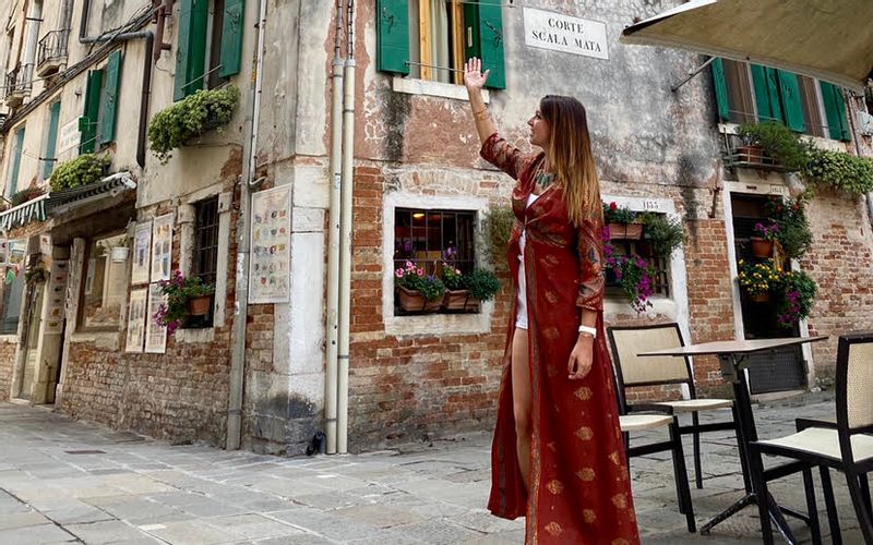 Venice Private Tour - Let's discover the highlights of Venice and Murano with a local art historian