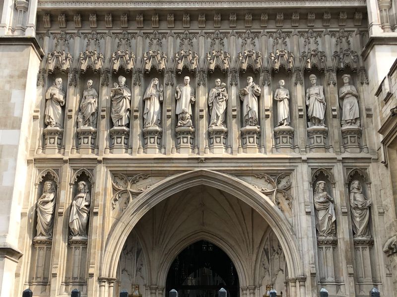 London Private Tour - Front of Westminster Abbey