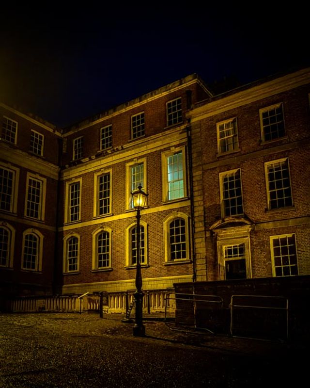 Dublin Private Tour - Bram Stoker's Office