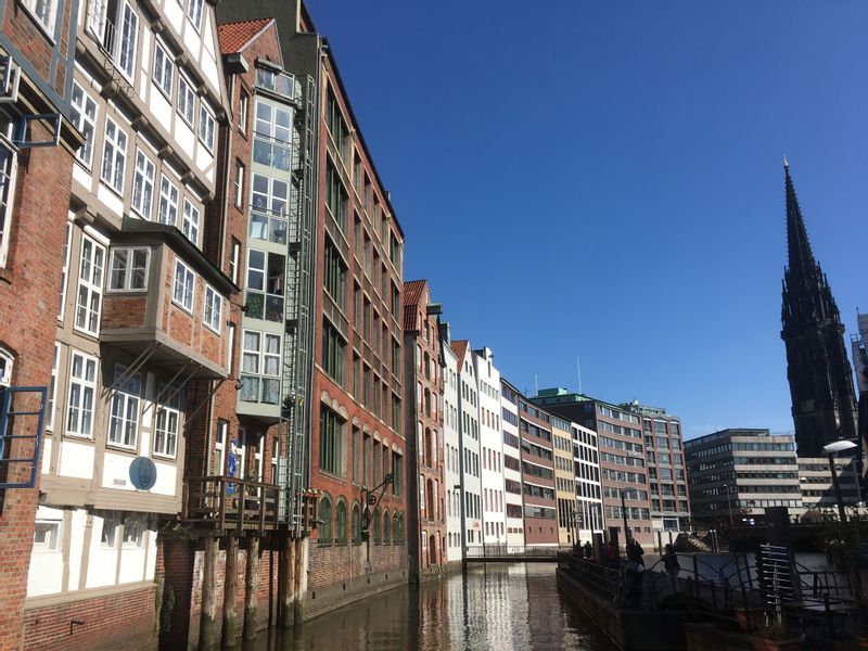 Hamburg Private Tour - Tour with Jutta Deichstrasse