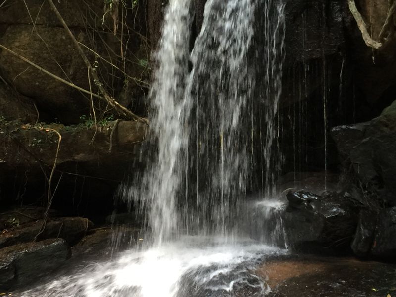 Siem Reap Private Tour - Kbal Spean 