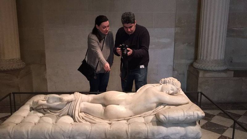 Paris Private Tour - Our guests discovering Hermaphrodite...