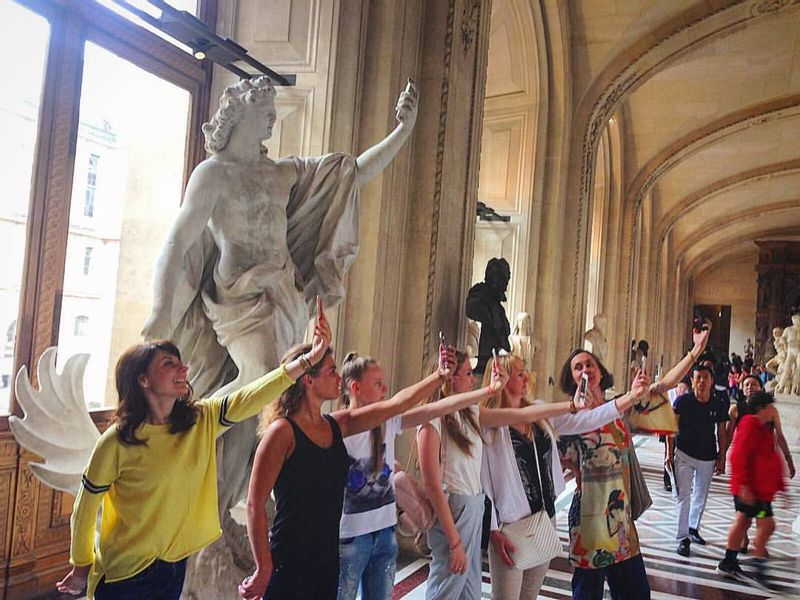 Paris Private Tour - Apollo and his first selfie in history! Very popular nowadays ;)