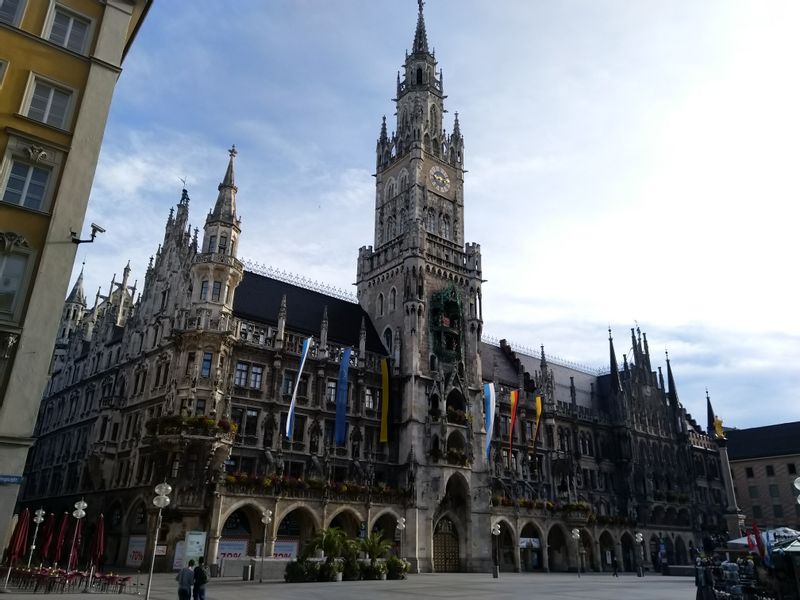 Munich Private Tour - Marienplatz from the south