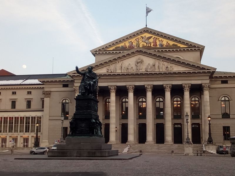 Munich Private Tour - Opera and Max Joseph Statue