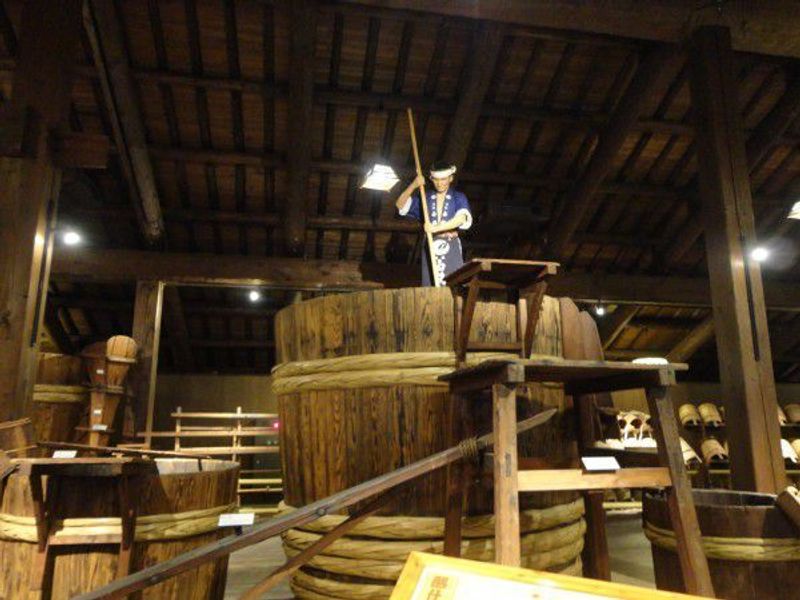 Kobe Private Tour - The Hakutsuru Sake Brewery Museum