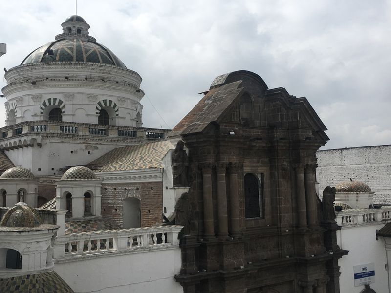 Quito Private Tour - Churches at the old town 