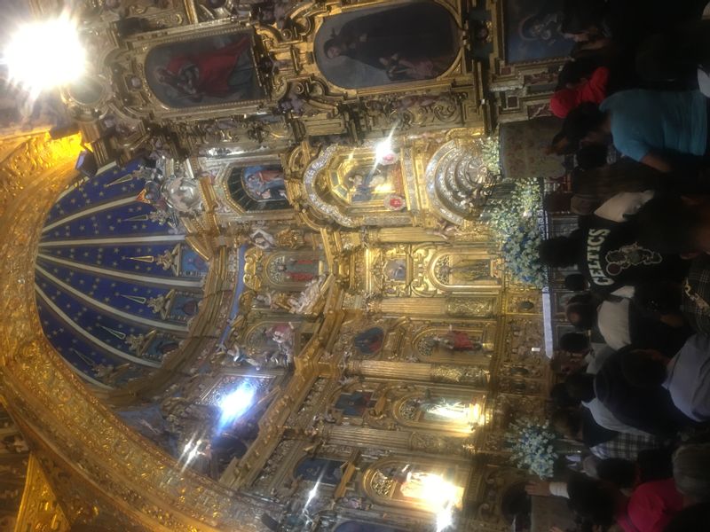 Quito Private Tour - San Francisco Church, one of the oldest church in Ecuador