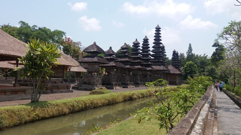 Bali Private Tour - Overlook Inner are of Taman Ayun temple