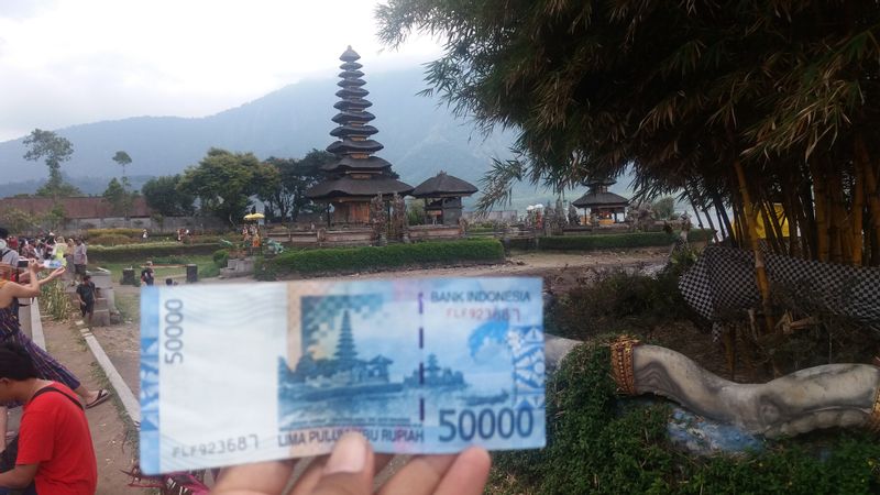 Bali Private Tour - Ulun danu beratan temple also printed on RP 50,000 bank note