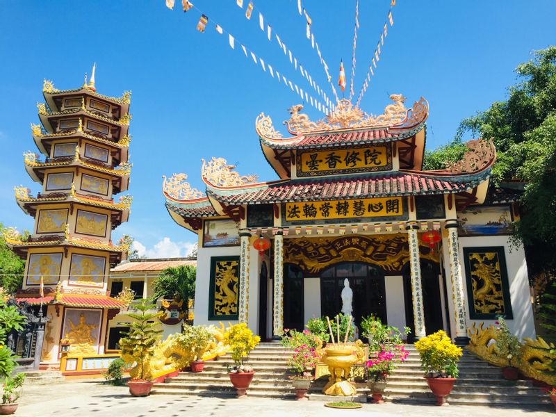 Nha Trang Private Tour - Loc Tho Pagoda & The Orphanage