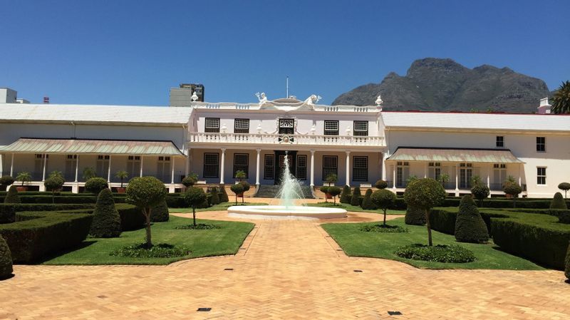 Cape Town Private Tour - The Premiers Official Residence