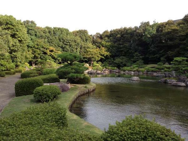 Fukuoka Private Tour - Japanese landscape garden in Ohori Park. Through walking around the park, you can touch the traditional culture of Japan.