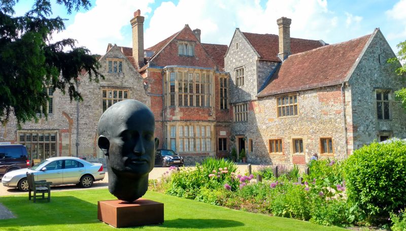 Southampton Private Tour - Salisbury Museum in Cathedral Close. 