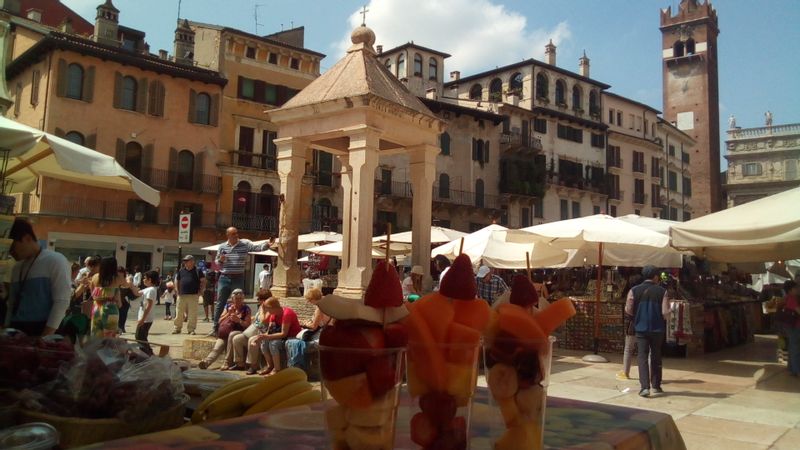 Verona Private Tour - Piazza Erbe (Herbs Square)