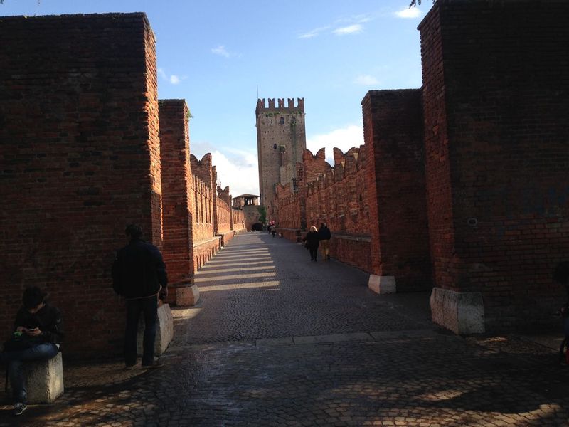 Verona Private Tour - Castelvecchio