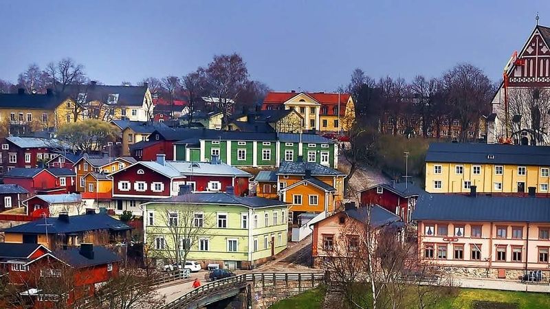 Helsinki Private Tour - The old town of Porvoo