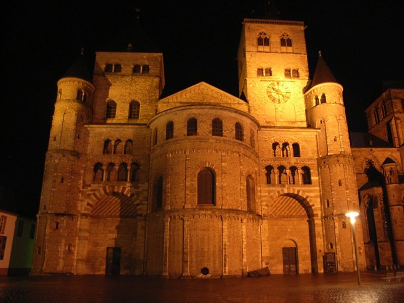 Trier Private Tour - Cathedral at night