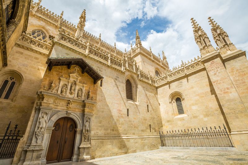 Granada Private Tour - Royal Chapel