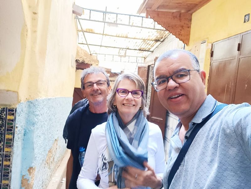 Fes Private Tour - With my happy clientsin narrow 