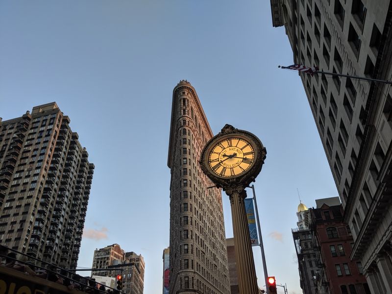 New York Private Tour - The Flatiron Building and Fifth Avenue Building Clock