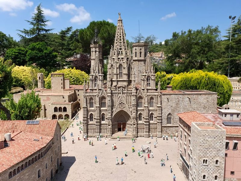 Barcelona Private Tour - Cathedral Barcelona