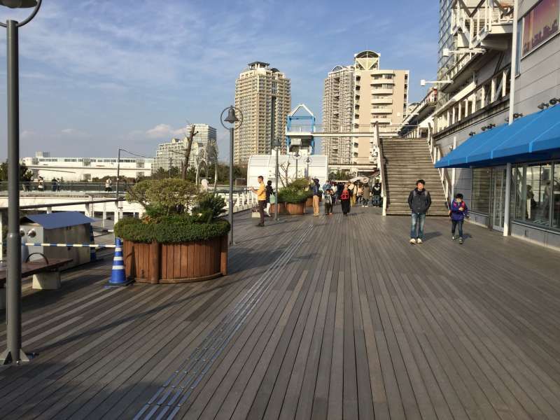 Tokyo Private Tour - S5. Odaiba (Beach side walking deck)