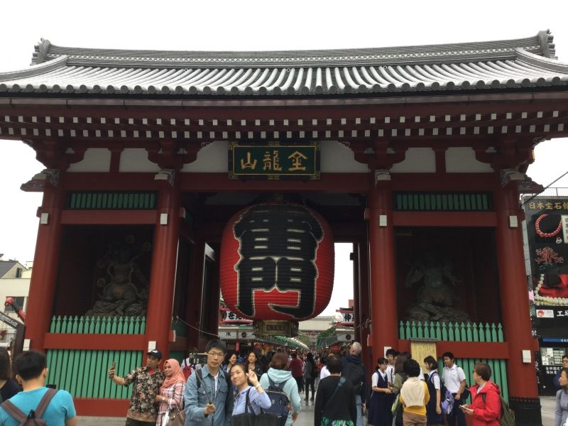 Tokyo Private Tour - T2. Asakusa including Senso-Ji Temple (Thunder Gate of Senso-Ji Temple)