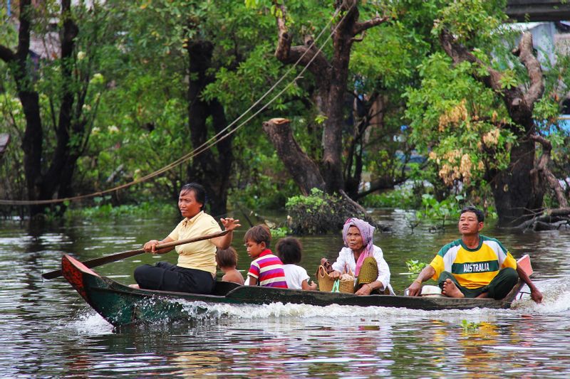 Siem Reap Private Tour - Floating Village in the dry season, Siem Reap, Cambodia.