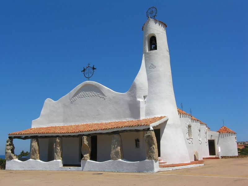 Sardinia Private Tour - The Church Stella Maris designed by Michele Busiri Vici 