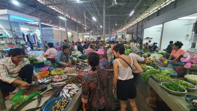 Siem Reap Private Tour - Market tour by local 