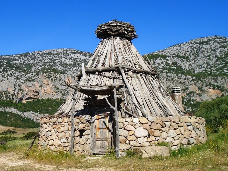 Sardinia Private Tour - Shepherd's hut of the Dorgali area