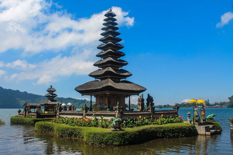 Bali Private Tour - Ulun Danu Beratan Temple