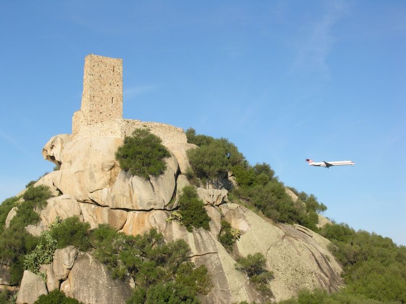 Olbia Private Tour - The castle of Pedres