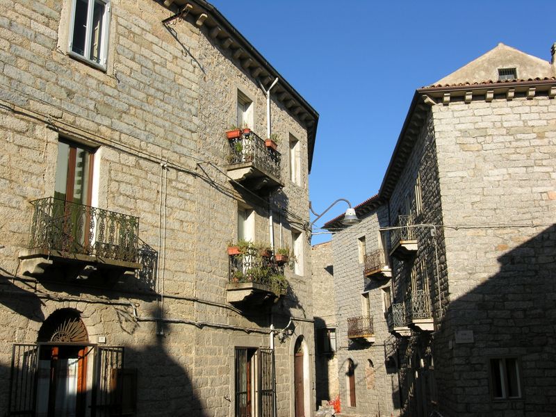 Sardinia Private Tour - Granite buildings of Tempio Pausania