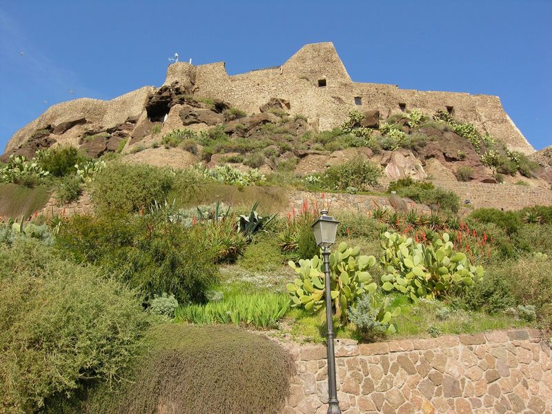 Sardinia Private Tour - Walls of the Doria Castle