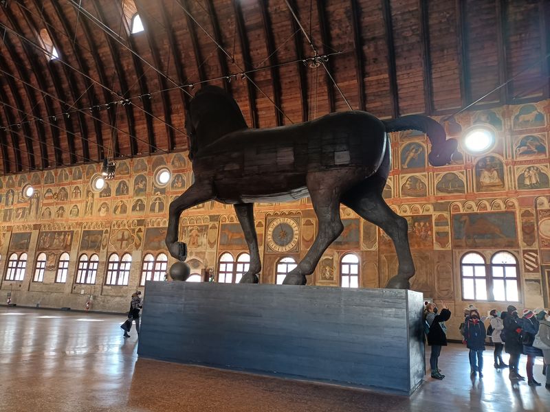 Padua Private Tour - Palazzo della Ragione, the ancient Palace of Justice