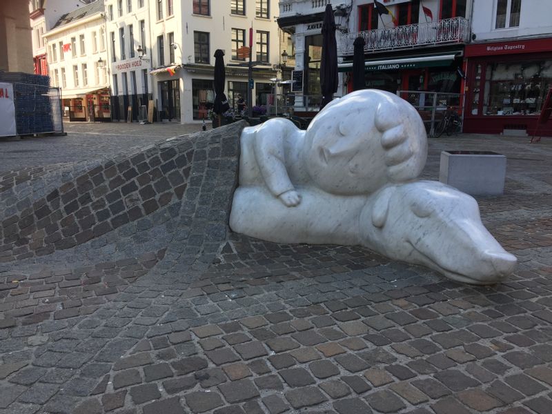 Antwerp Private Tour - Nello and Patrashe statue