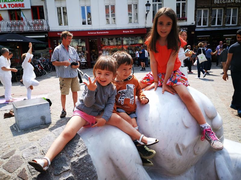 Antwerp Private Tour - Nello and Patrashe statue