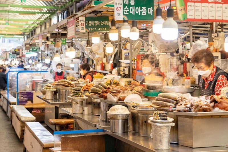 Seoul Private Tour - Gwangjang Market