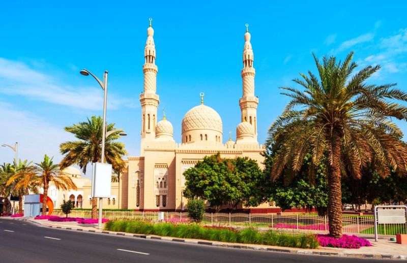 Dubai Private Tour - Jumeirah mosque 