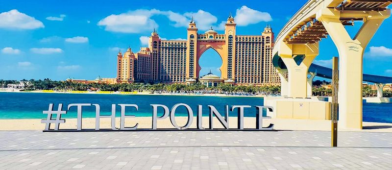 Dubai Private Tour - The pointe 