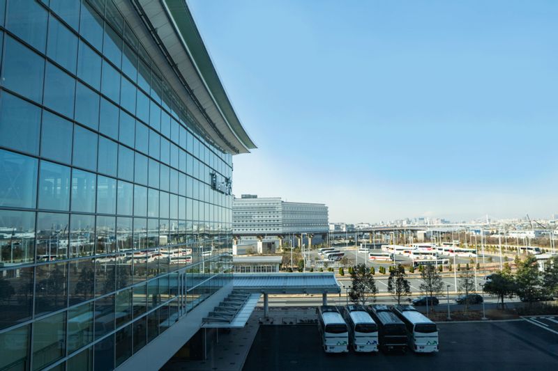 Tokyo Private Tour - Private Transfer from Haneda Airport to Tokyo