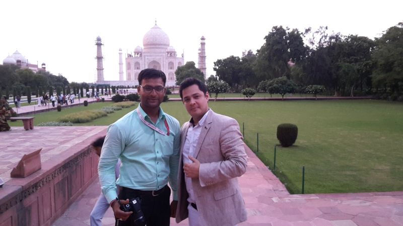 Delhi Private Tour - Tajmahal with our Mexican friend 