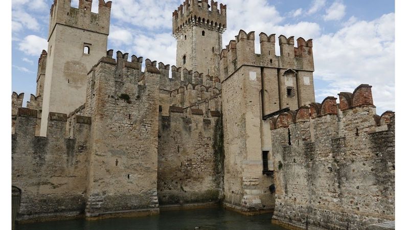Venice Private Tour - Sirmione, Scaligeri's castle