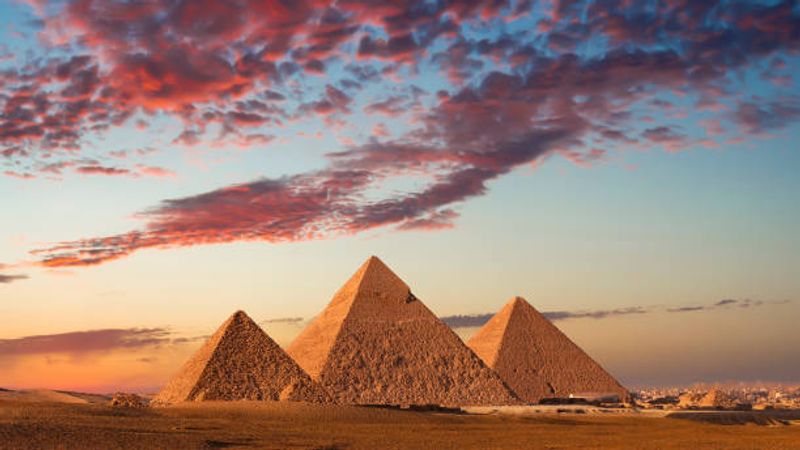 Giza Private Tour - Sunset of Giza pyramids